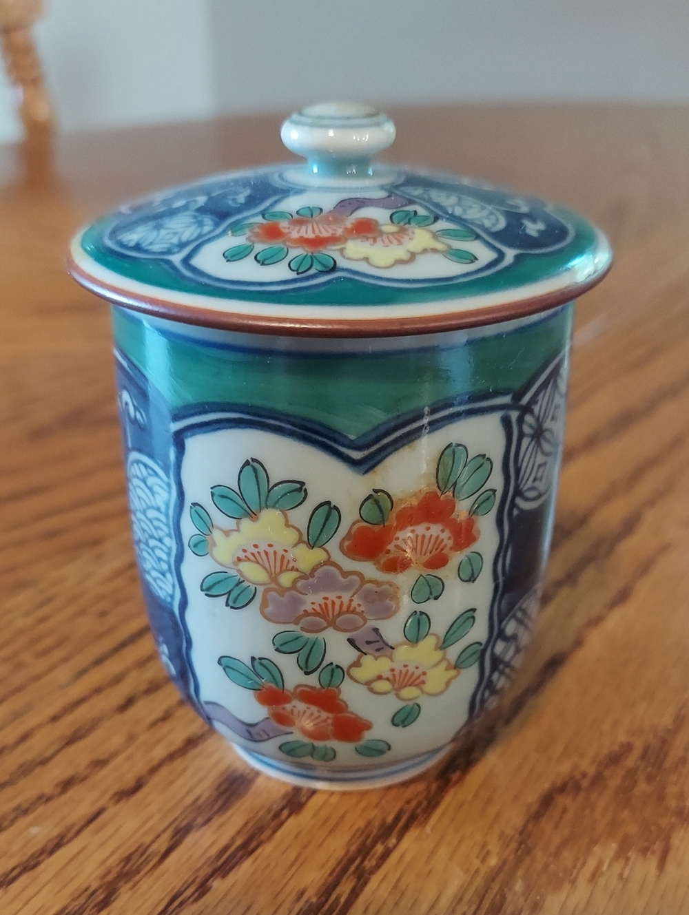 Antique Japanese Imari Arita Covered Tea Cup With Lid